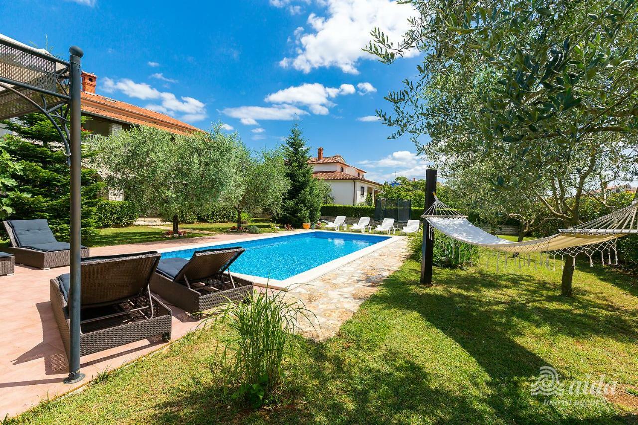 Family Vacation Villa Žbandaj Esterno foto